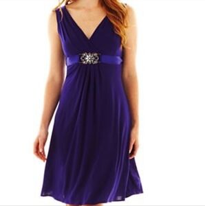 Scarlett Nite Dress Special Occasion Purple  Satin Jeweled Belt 8 Cocktail Party
